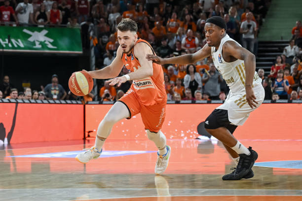 大阵容正是 大阵容正是