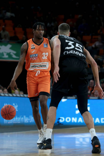 让我们一探 让我们一探