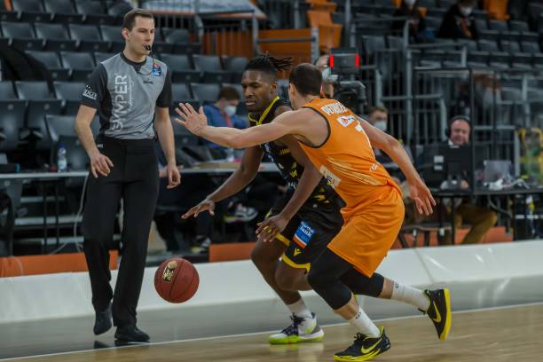 让对手一度 让对手一度