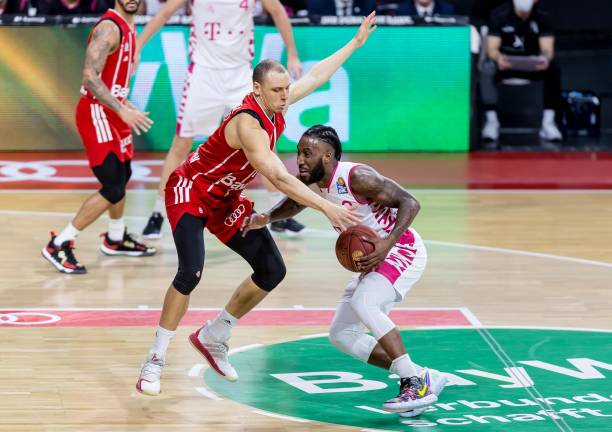 了队内球员 了队内球员