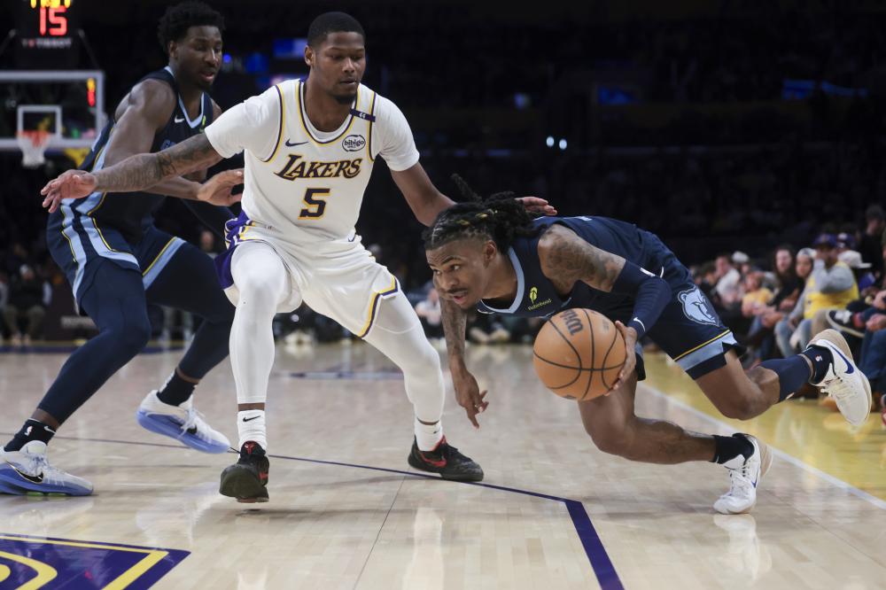 他在球门前 他在球门前