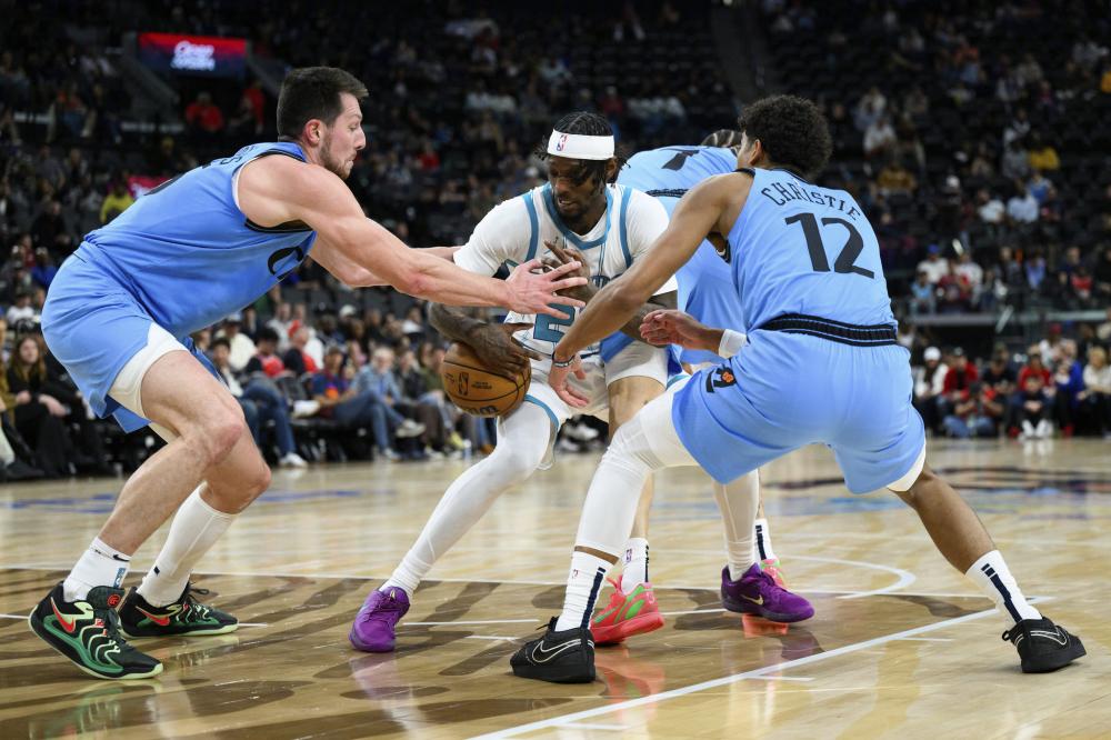 夜间赛事的 夜间赛事的